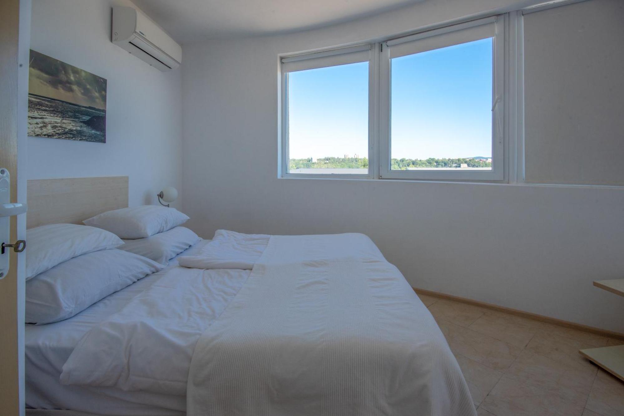 Aparthotel Romance Kiten  Exteriör bild